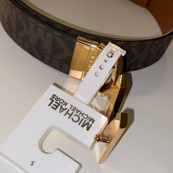 MICHEAL KORS BELT - Picture 3 of 4